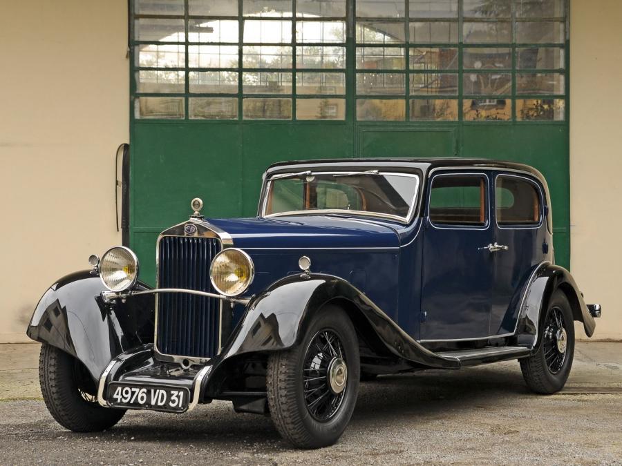 Delage D8-15 Pillarless Saloon '1934